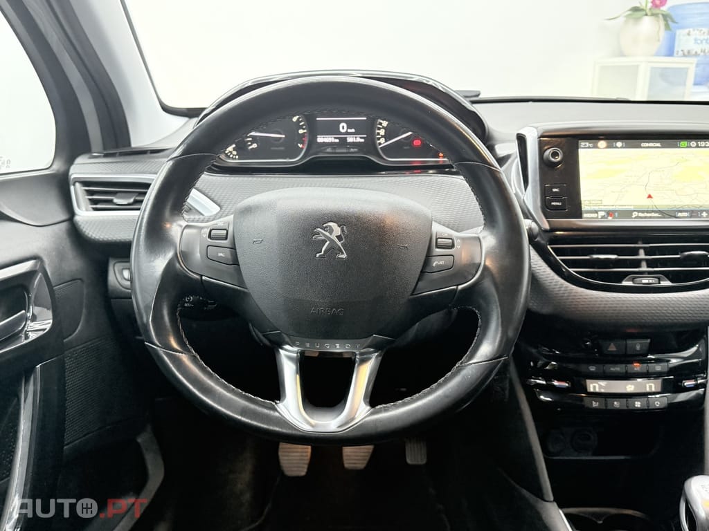 Peugeot 208 1.2 PureTech Allure