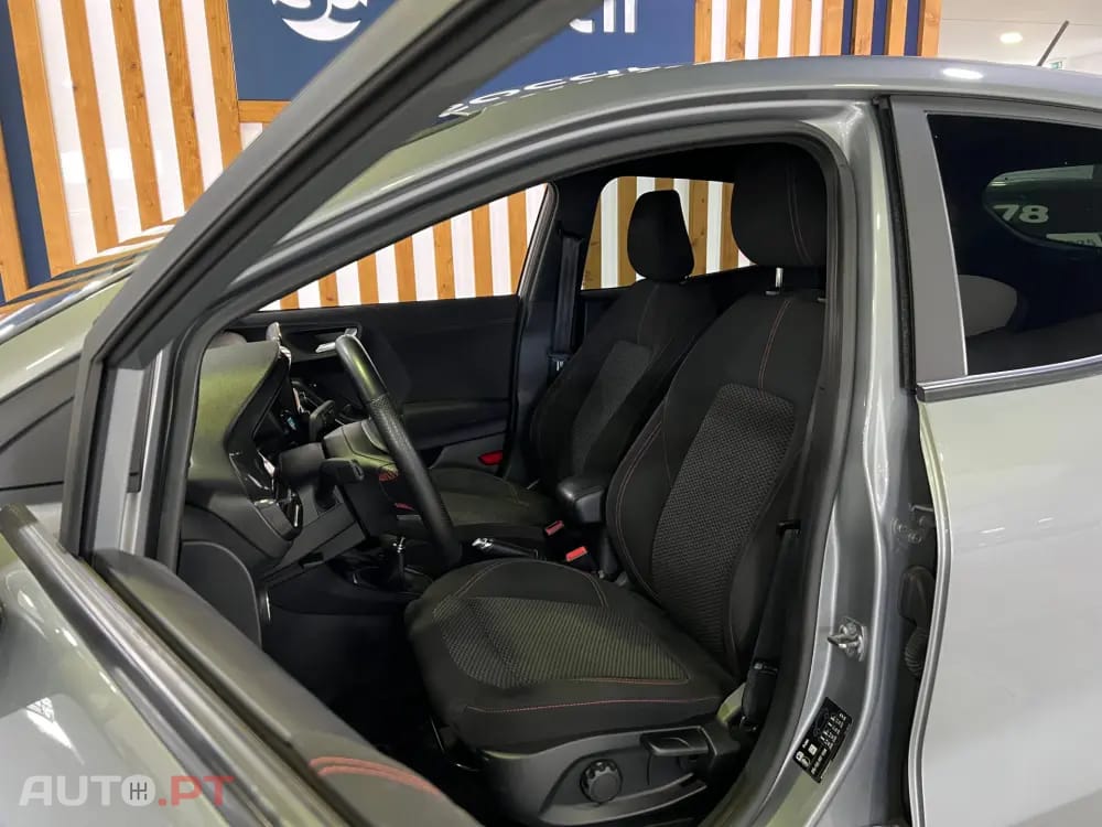 Ford Puma 1.0 EcoBoost MHEV ST-Line