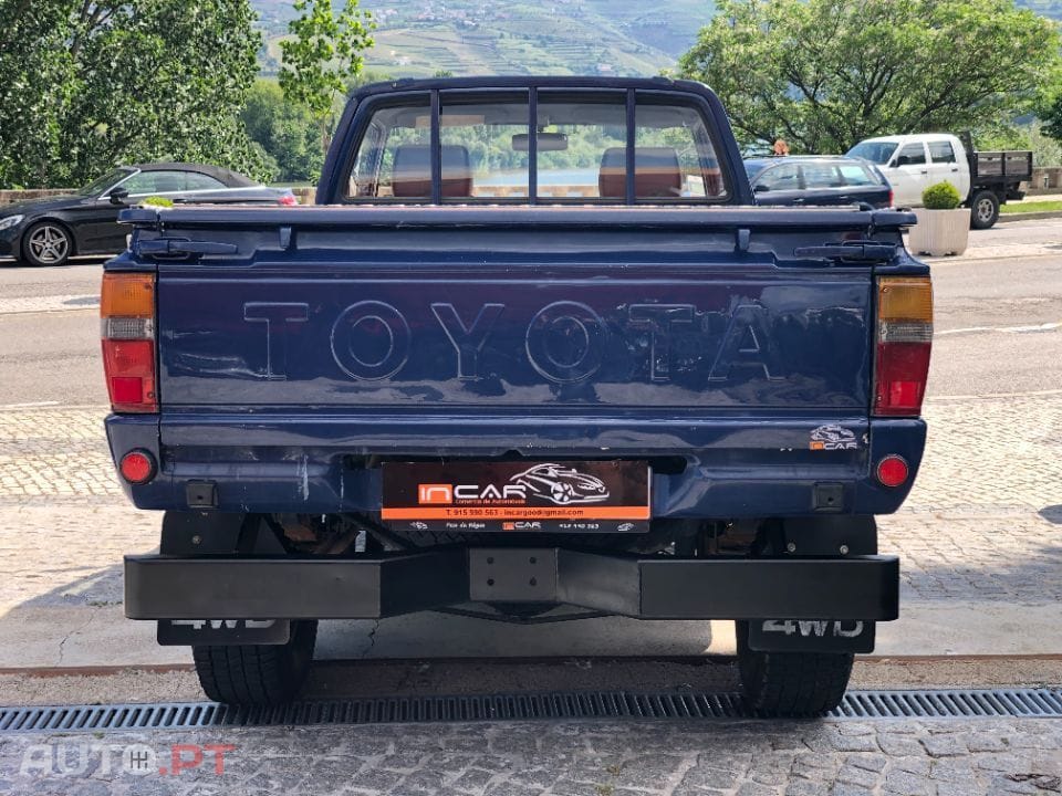 Toyota Hilux 2.5