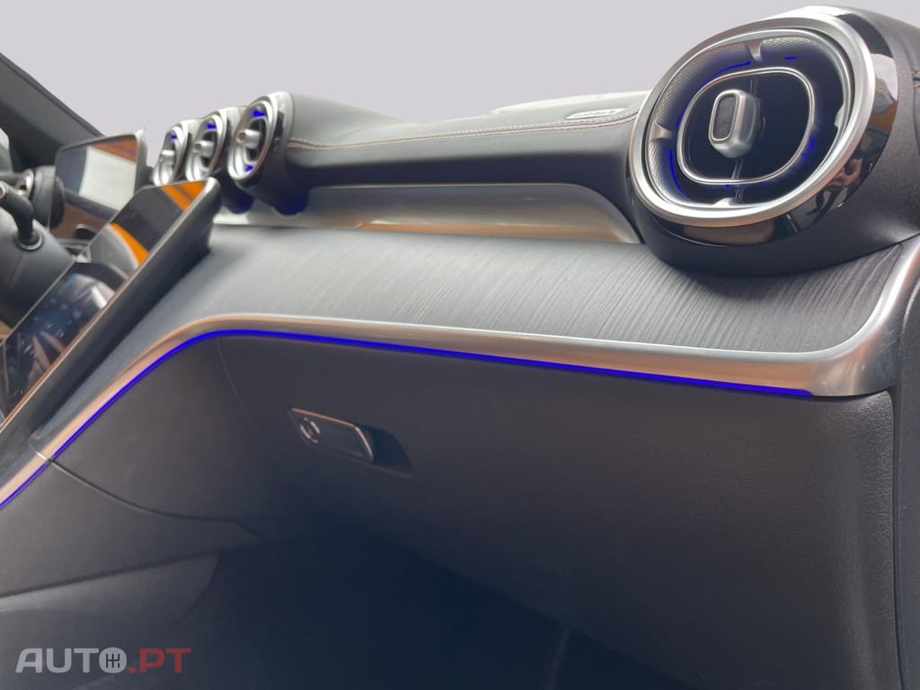 Mercedes-Benz CLE 200 COUPE AMG 