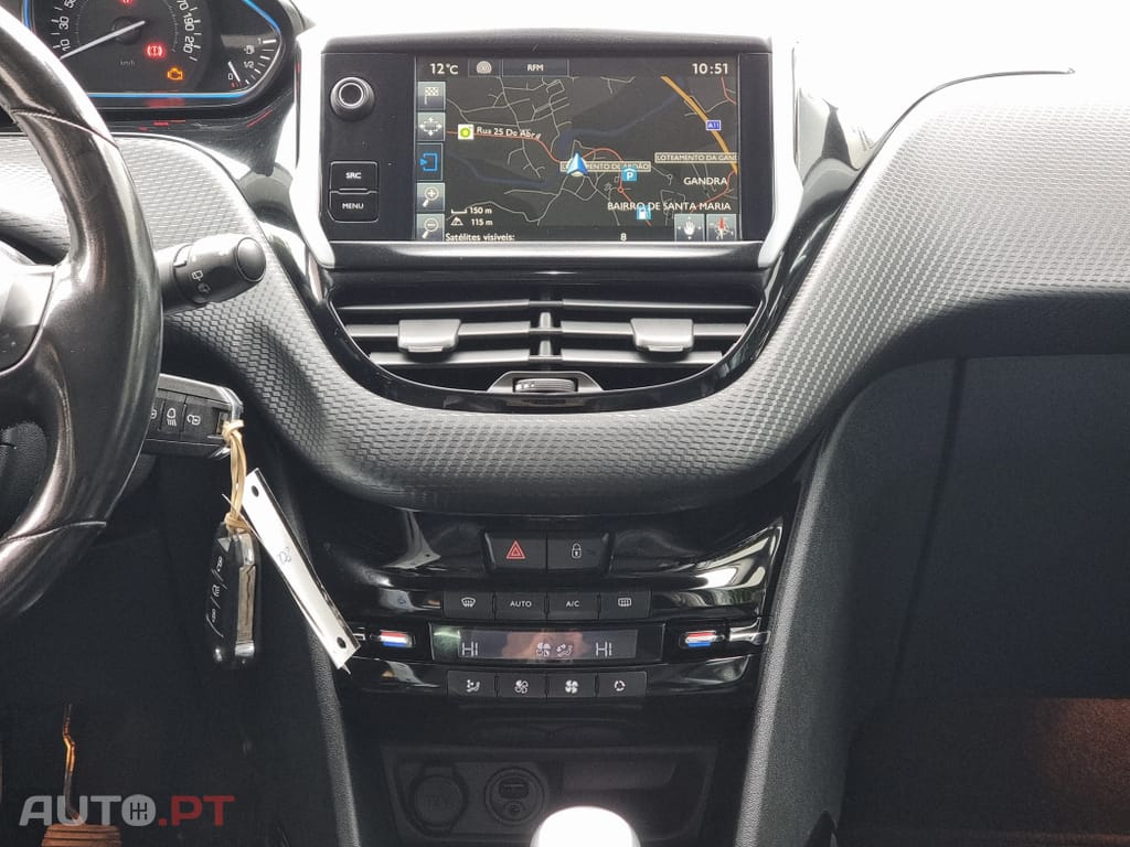 Peugeot 2008 1.6 BlueHDi Allure