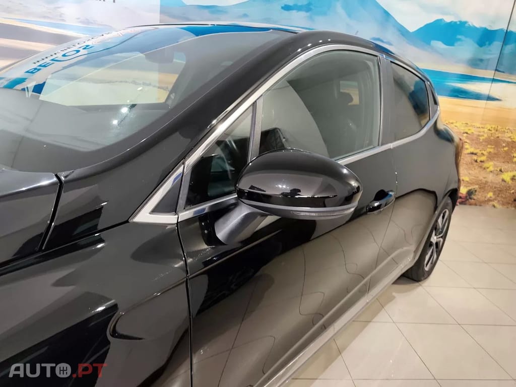 Renault Clio TCe 100 EDITION ONE