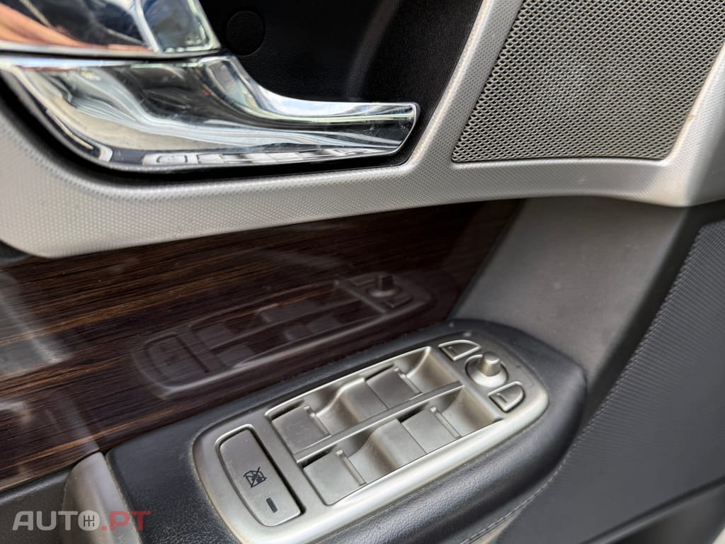 Jaguar XF 2.7 D V6 Premium Luxury