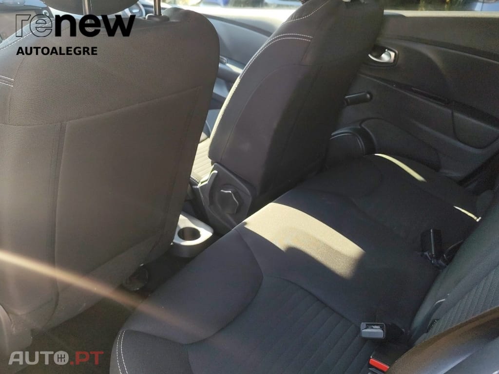 Renault Clio Sport Tourer Limited Tce