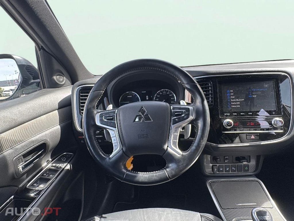Mitsubishi Outlander 2.4 PHEV Intense