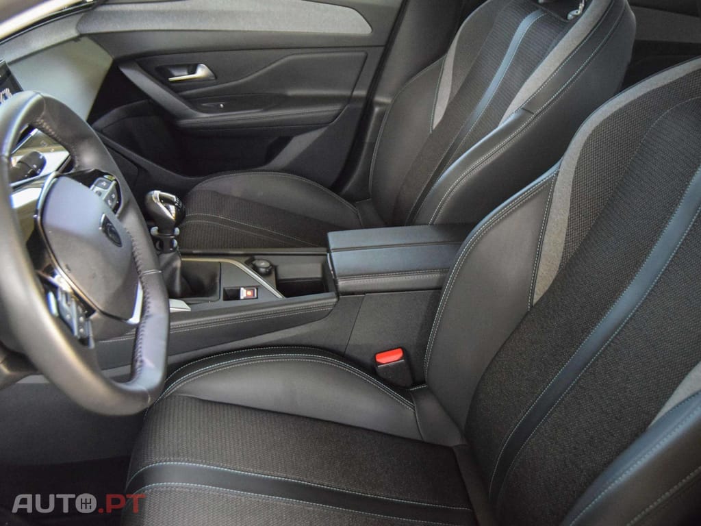 Peugeot 308 1.2 PureTech Allure Pack