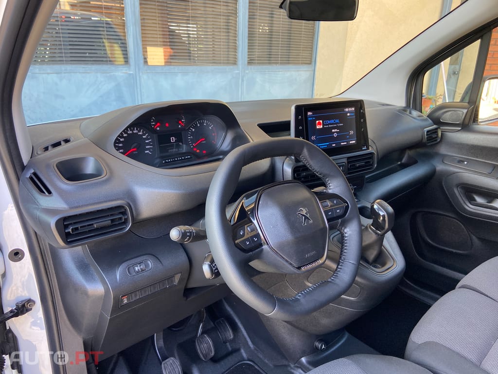 Peugeot Partner 1.6 HDI CarPlay  Só 95 mil kms!! Nacional