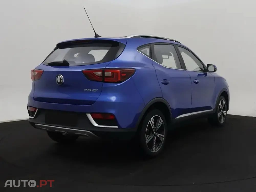 MG ZS EV 44.5 kWh Luxury
