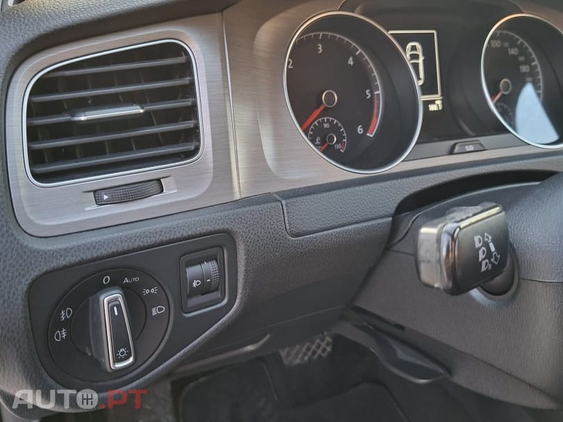Volkswagen Golf 1.6 TDi GPS Edition DSG — fotografia 14
