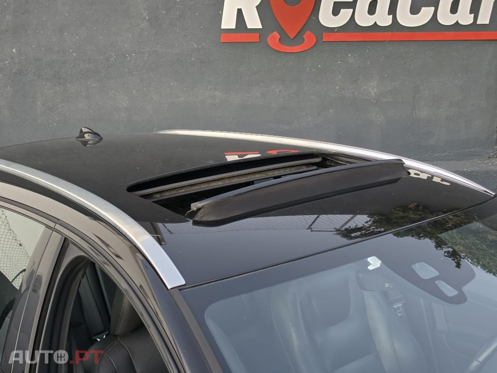 Volvo V60 Cross Country 2.0 D3 Summum Geartronic
