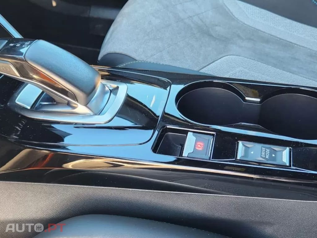 Peugeot E-2008 GT Line