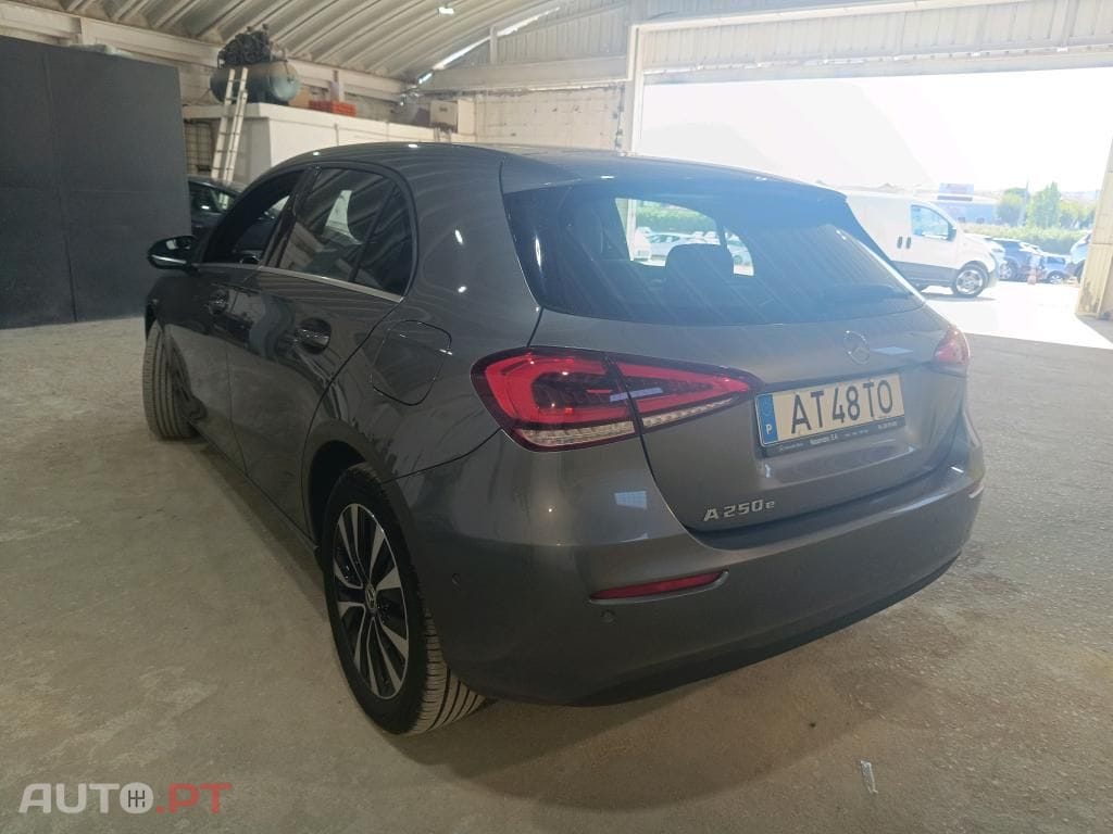 Mercedes-Benz A 250 e Style Plus