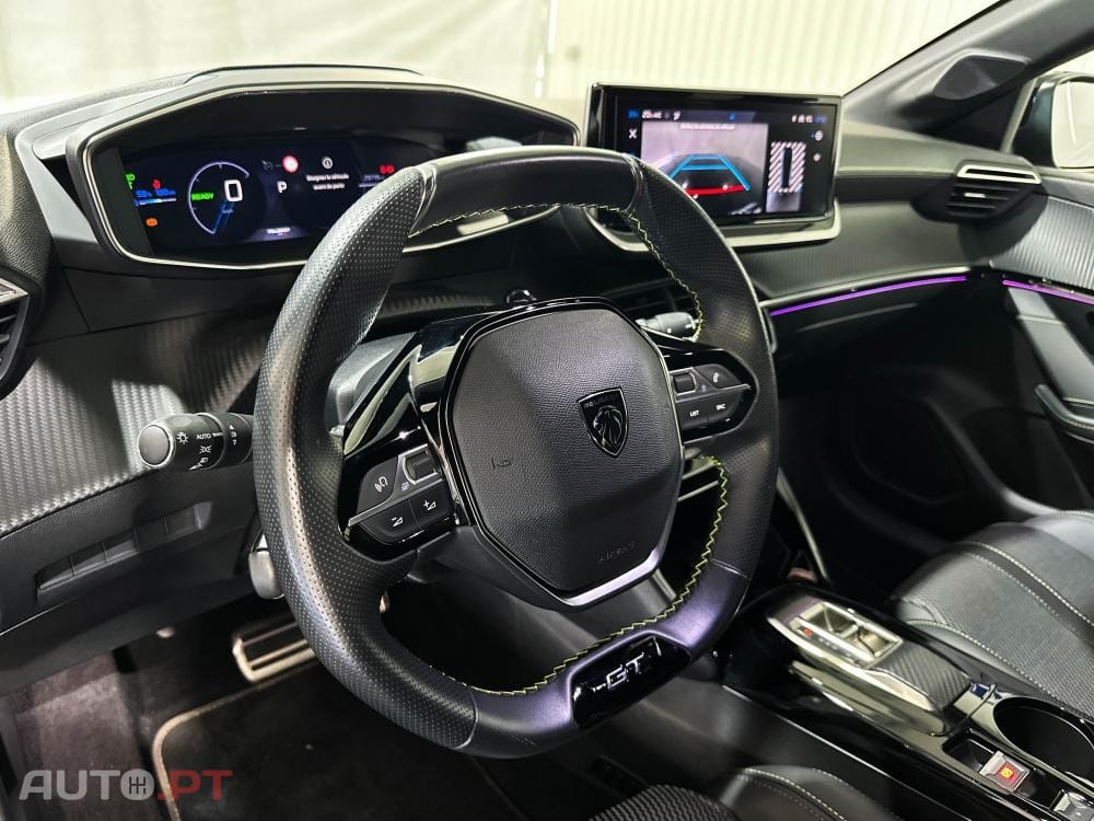 Peugeot E-208 51 kWh GT