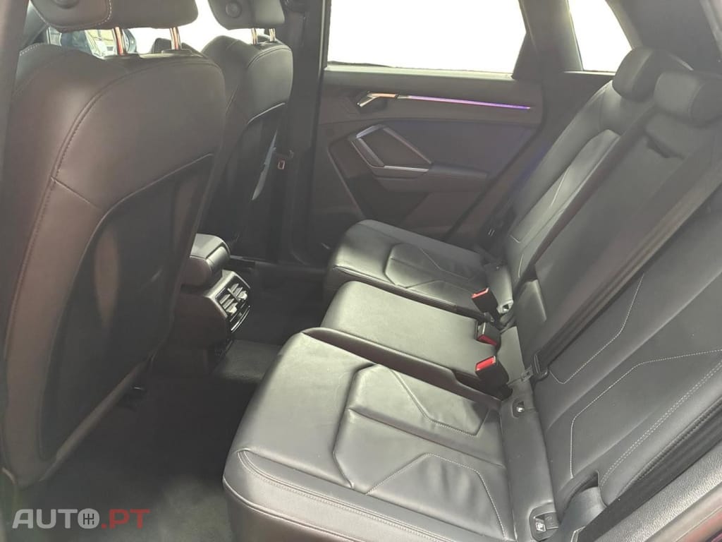 Audi Q3 35 TDI S line S tronic