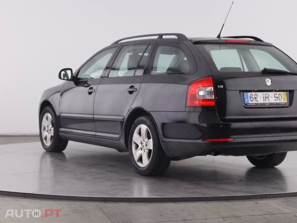 Skoda Octavia Break 1.6 TDi Elegance Pack