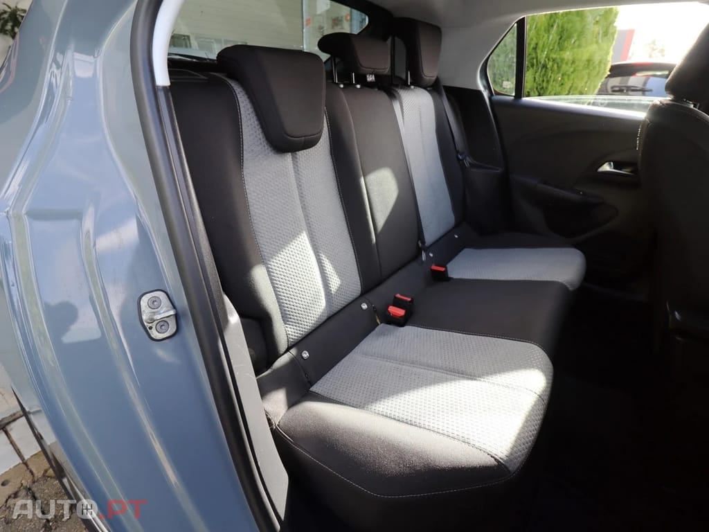 Opel Corsa 1.2 Business Edition