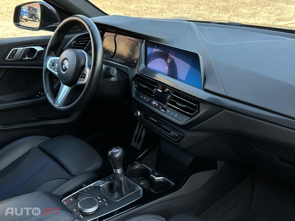 BMW 116 d Pack Desportivo M