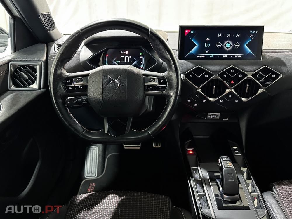 DS DS3 Crossback E-TENSE PERFORMANCE LINE