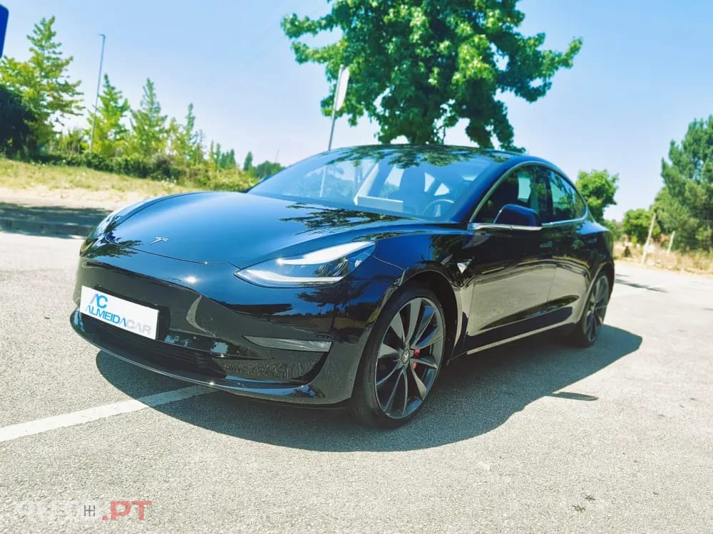 Tesla Model 3 Long Range AWD Dual Motor Performance