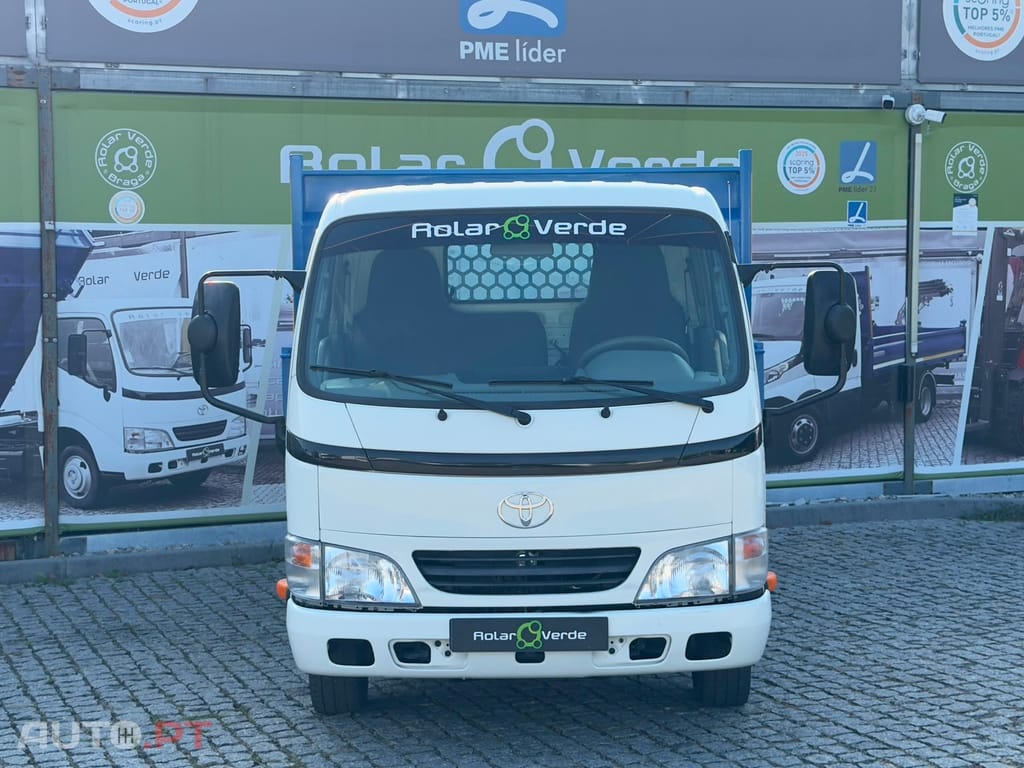 Toyota Dyna 3.0 D4D BASCULA