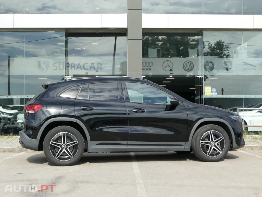 Mercedes-Benz EQA 250 AMG Line