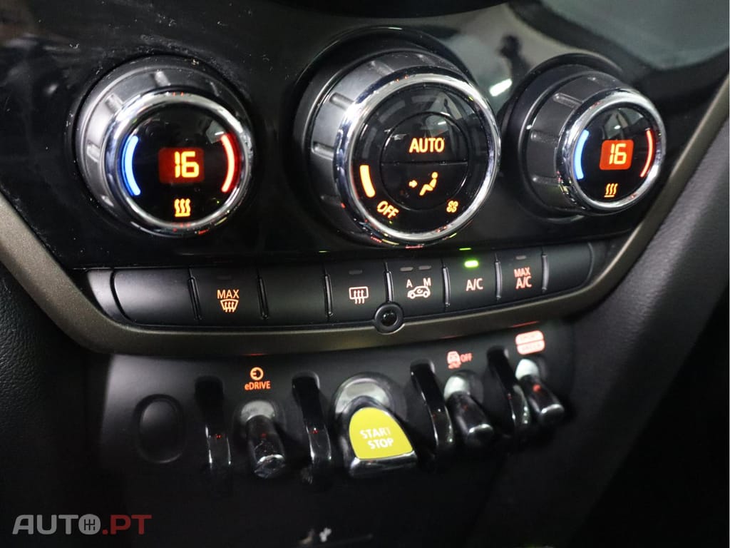 MINI Countryman Cooper S E ALL4 Auto