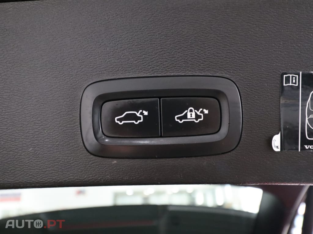 Volvo XC40 Hibrido-Gasolina