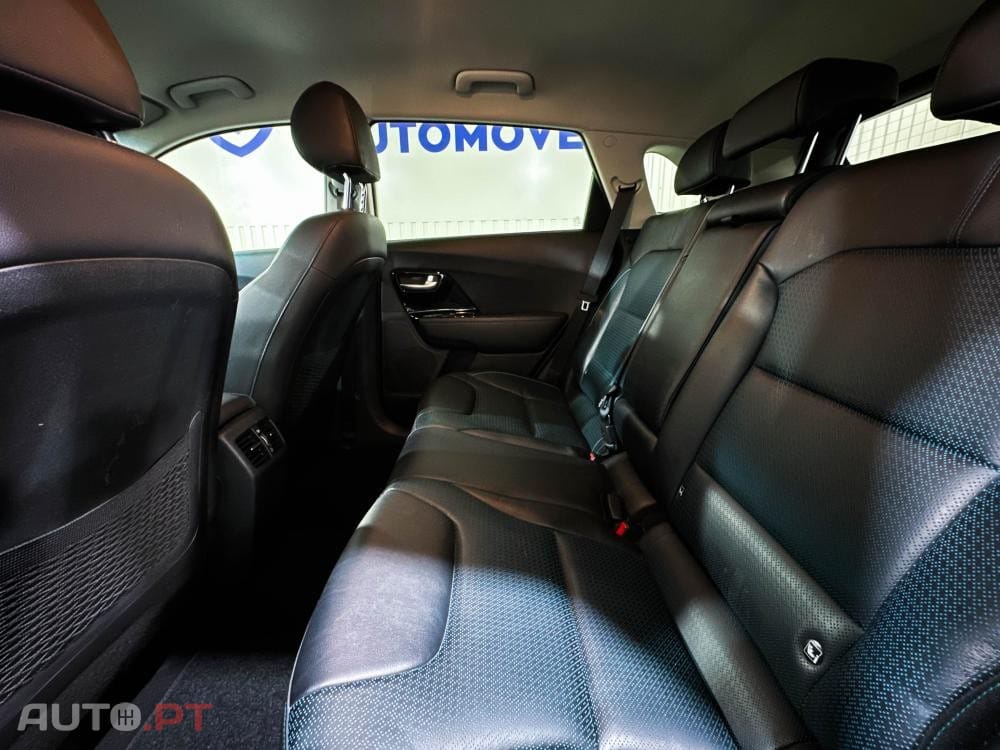 Kia Niro Premium Edition