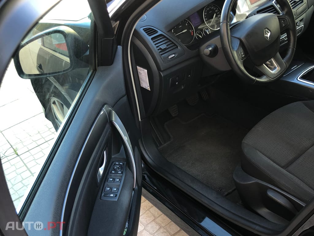 Renault Laguna Laguna III Break Bose Edition