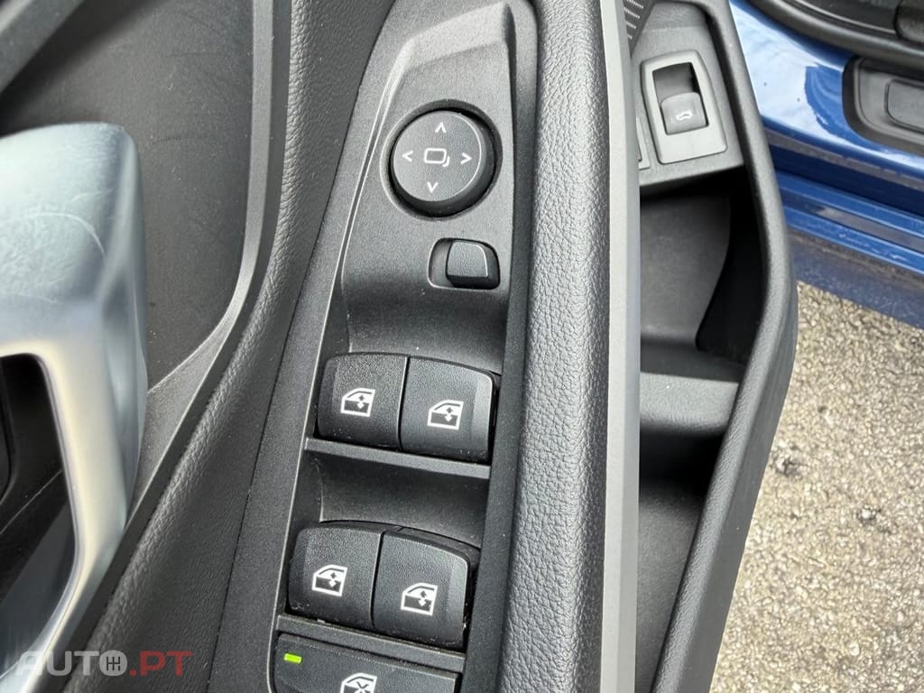 BMW 320 e Line Sport Auto