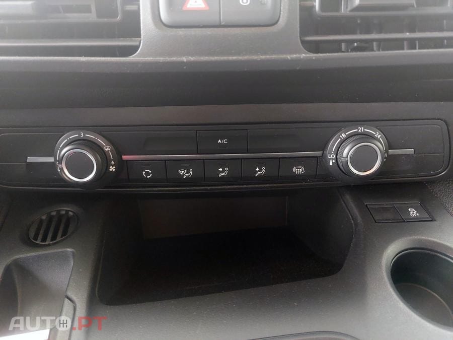 Peugeot Partner 1.5 Bluehdi Pro Standard - IVA Dedutível