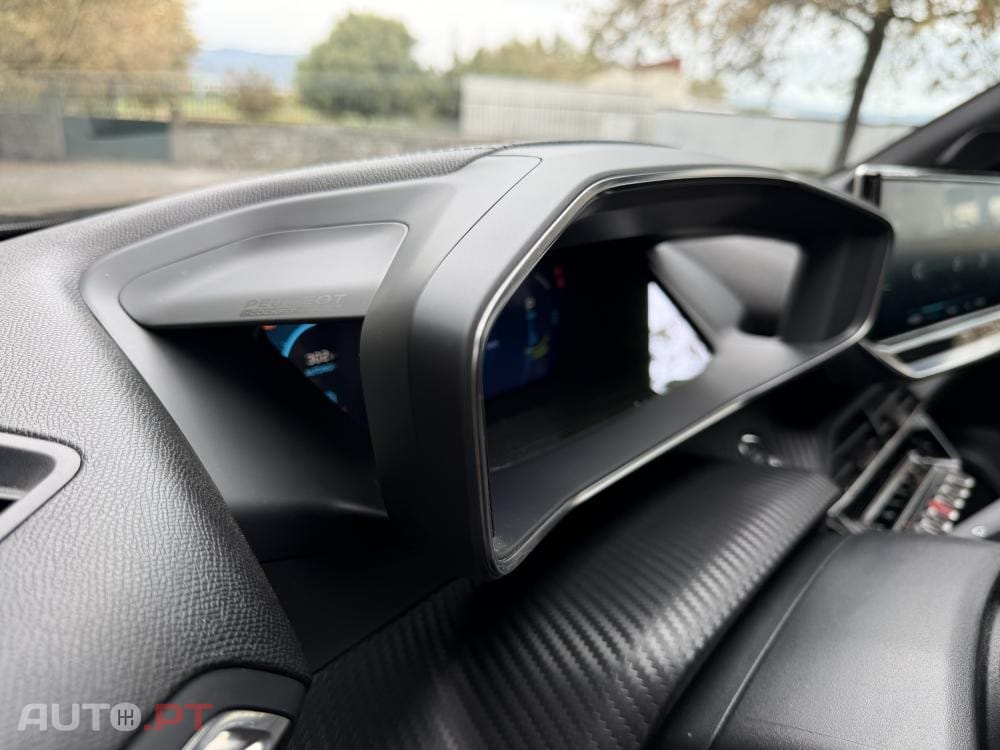 Peugeot E-2008 50 kWh GT