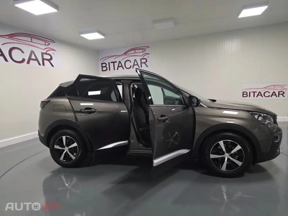 Peugeot 3008 1.5 BLUEHDI ACTIVE