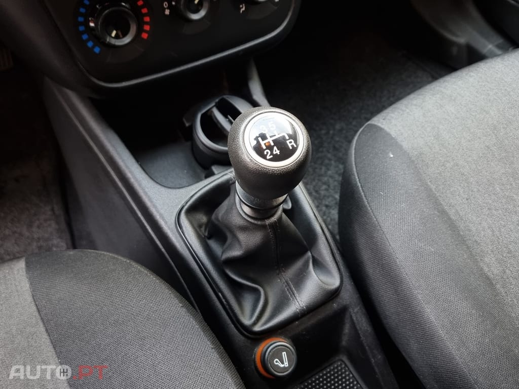 Fiat Punto 1.2 Young S&S