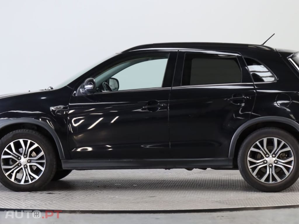 Mitsubishi ASX 1.6 DI-D Instyle Connect Edition