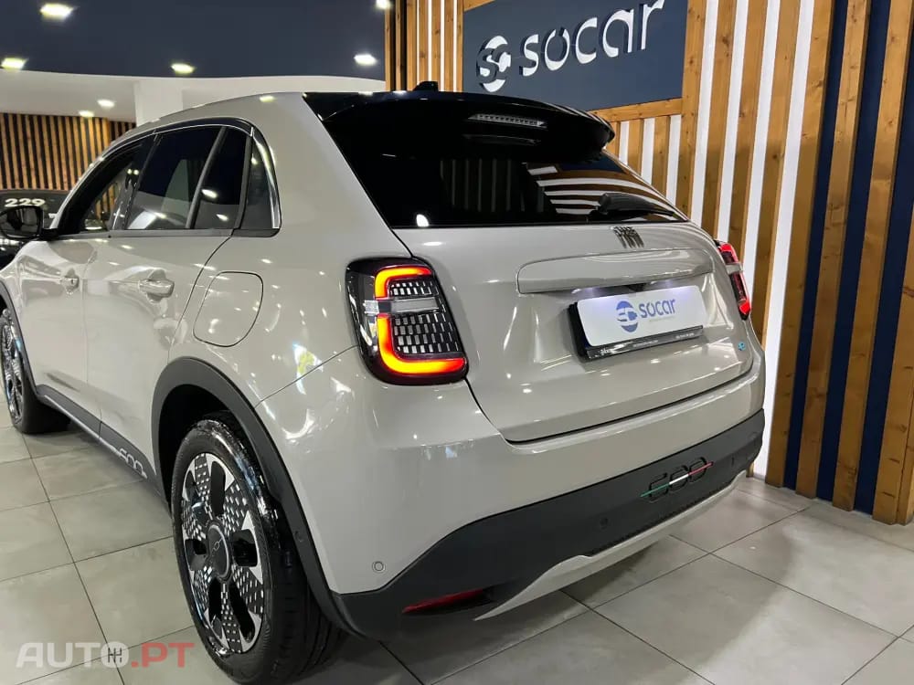 Fiat 600e 54 kWh La Prima