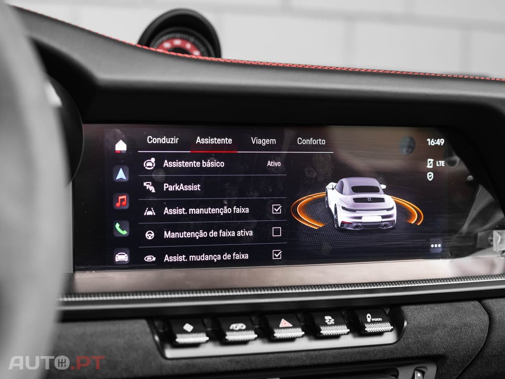 Porsche 992 Carrera 4 GTS PDK