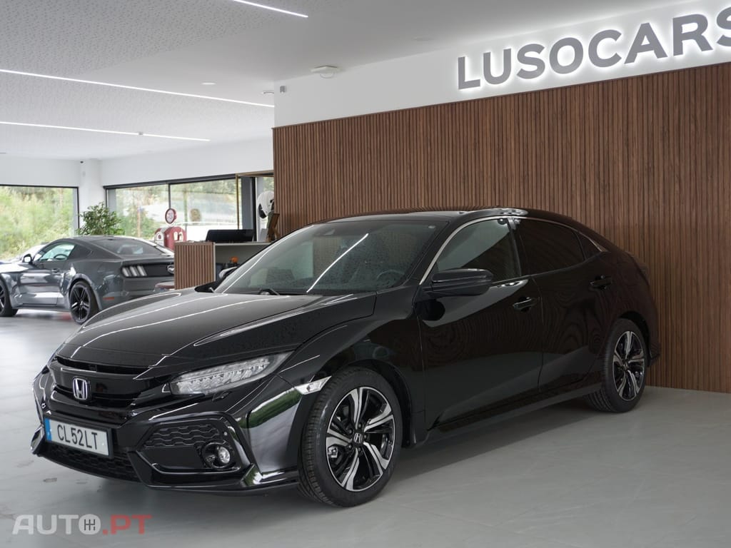 Honda Civic 1.0 i-VTEC Turbo Executive Sport Line