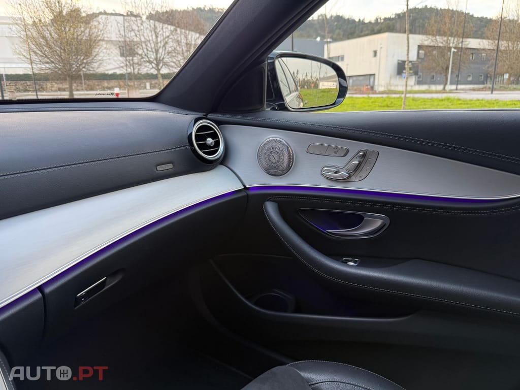 Mercedes-Benz E 300 de 9G-TRONIC AMG Line