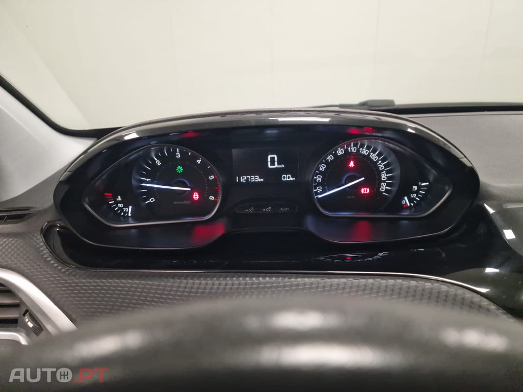 Peugeot 208 1.6 BlueHDi Style