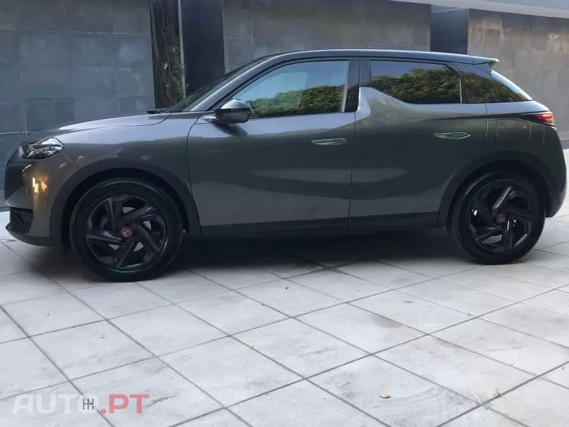 DS DS3 Crossback E-Tense Performance Line
