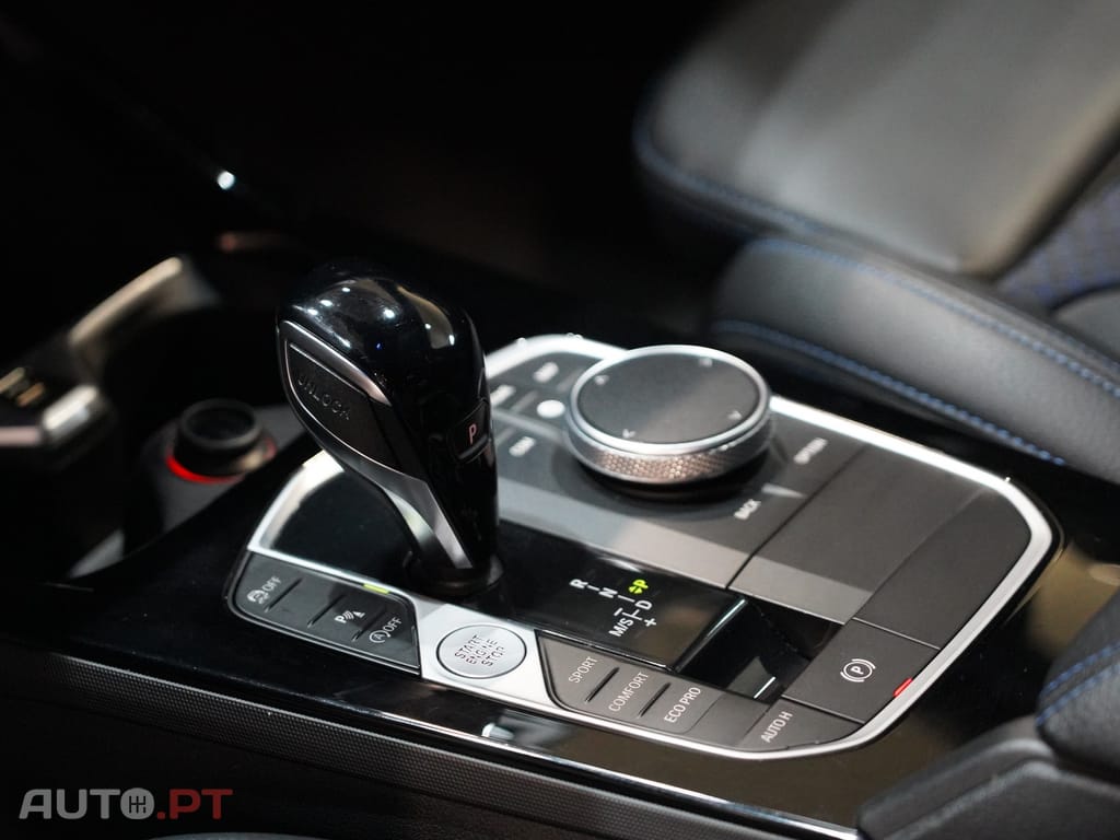BMW 216 d Corporate Edition