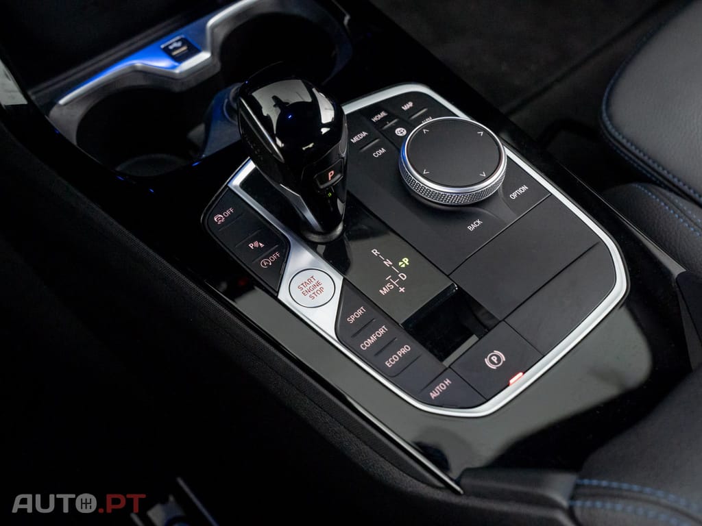 BMW 216 d Pack Desportivo M