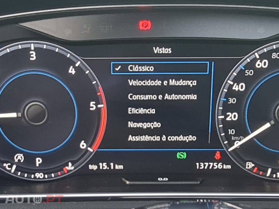 Volkswagen Golf 1.6 TDI R-Line DSG