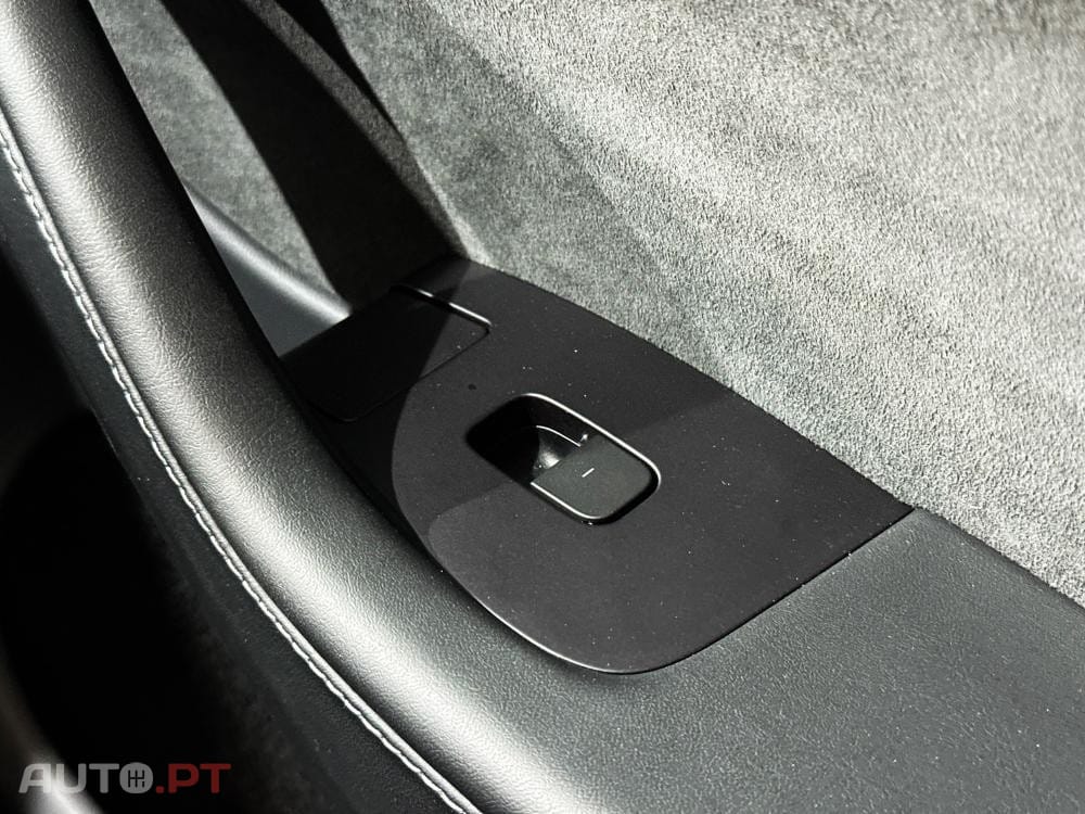 Tesla Model Y Performance Dual Motor AWD