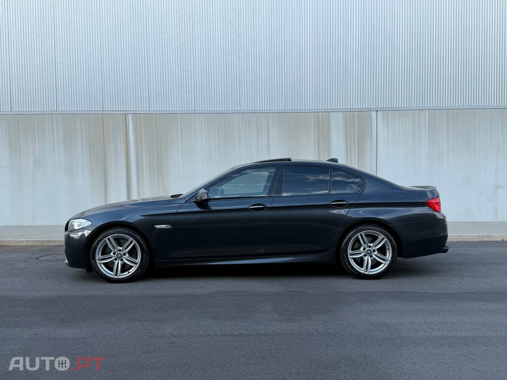 BMW 550 i Pack M Auto