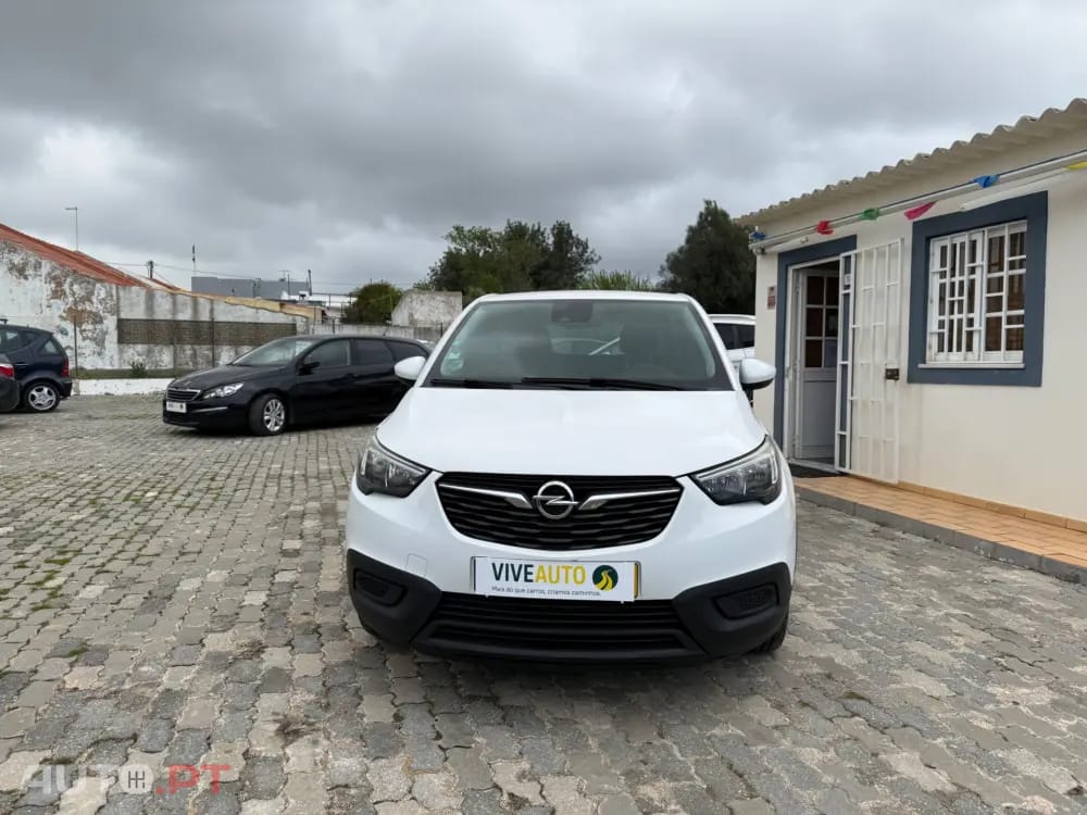 Opel Crossland Outro