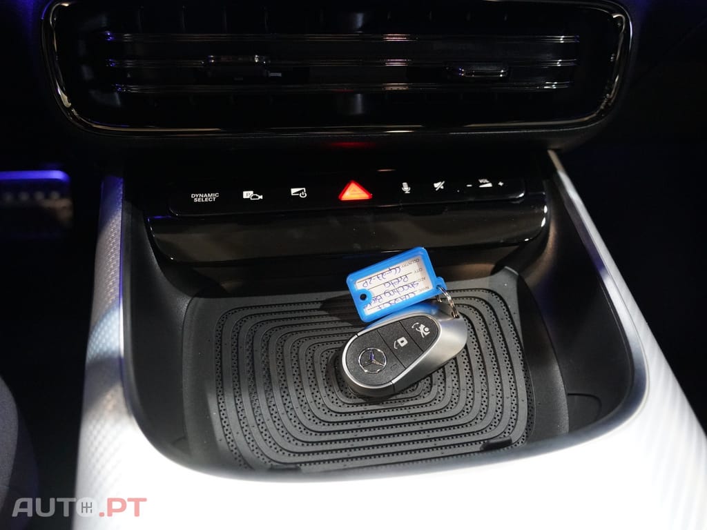 Mercedes-Benz CLA 250 com tecnologia EQ