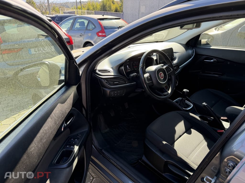 Fiat Tipo 1.3 M-Jet Lounge J17