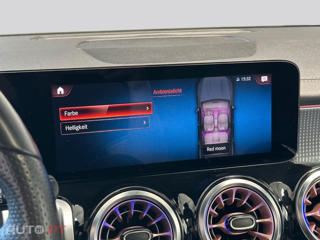 Mercedes-Benz EQB I.V.A DEDUTIVEL 300 4MATIC